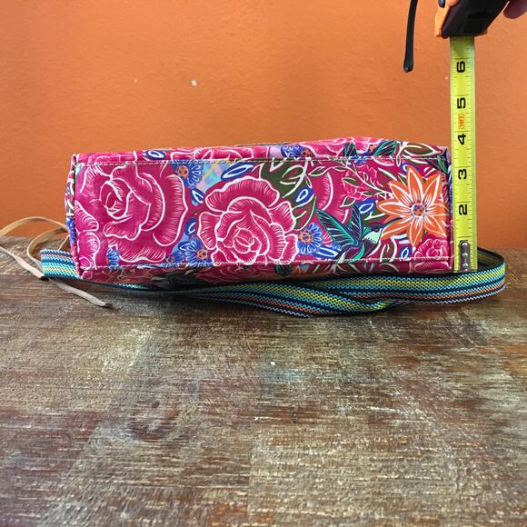 Consuela Merlot Downtown Crossbody Purse Handbag Bag Rose Floral Rosita Texas - Picture 4 of 12